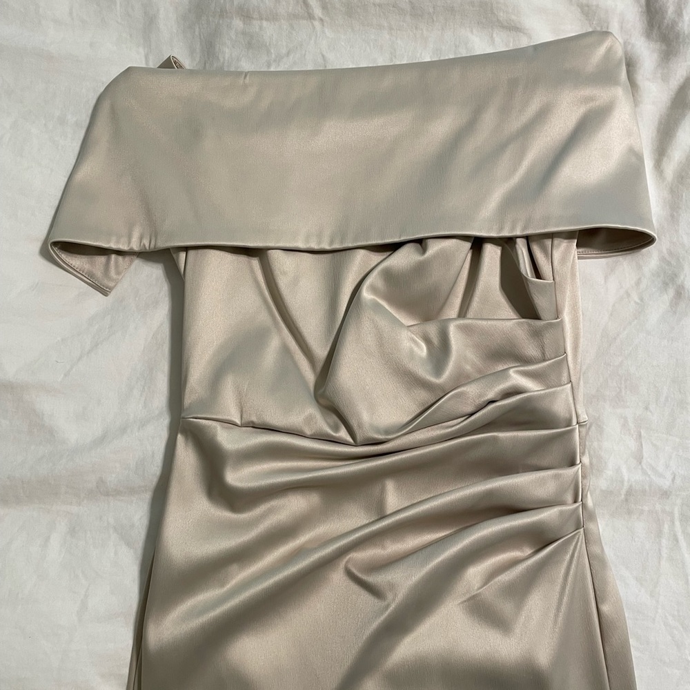 Vince Camuto 2P Champagne dress